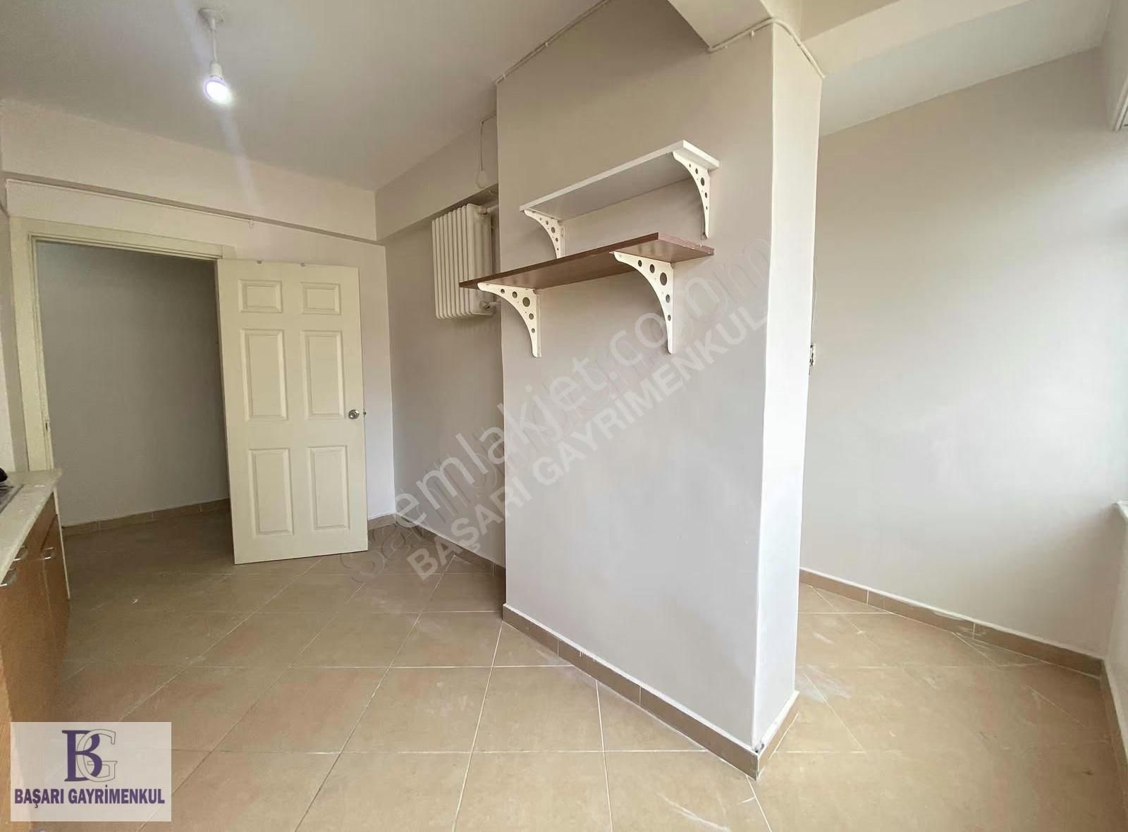 Başarı'dan Fahrettin Kerim Gökay Caddesin'de Asansörlü Balkonlu - Görsel 34