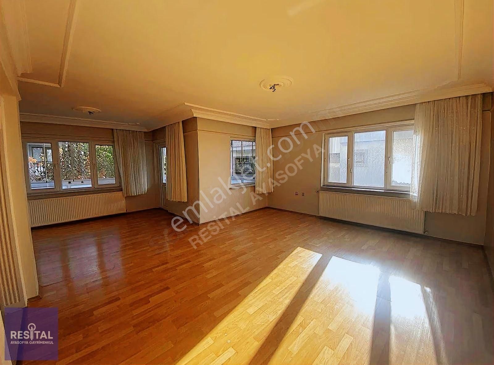 Resital Ayasofya Gayrimenkulden Kültür De Satılık 5+1 Villa - Görsel 32