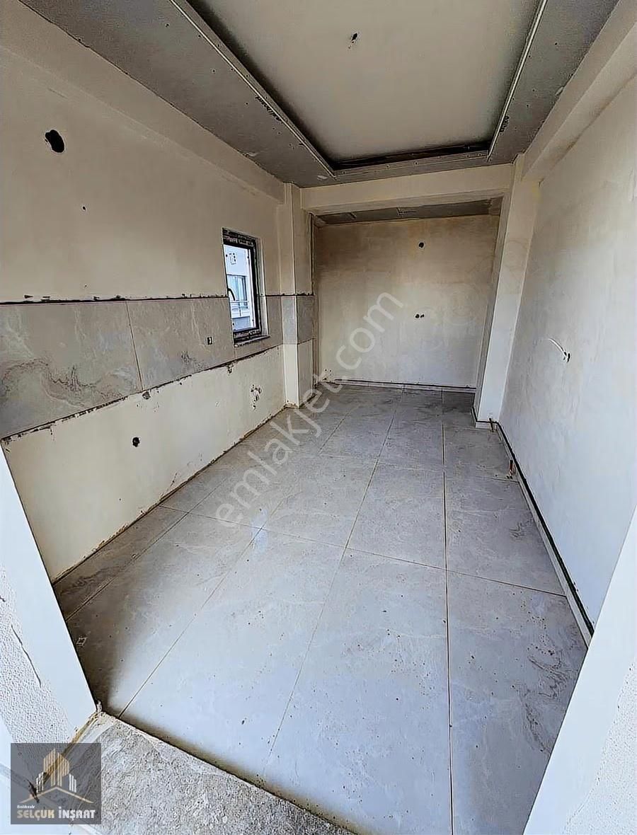 Gümüşçeşme Mahallesinde Ebeveyn Banyolu Mart Teslimş Daireler - Görsel 4