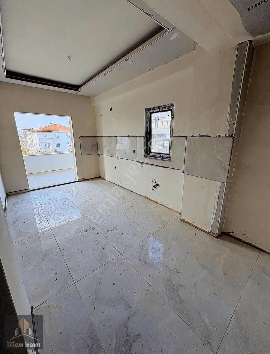 Gümüşçeşme Mahallesinde Ebeveyn Banyolu Mart Teslimş Daireler - Görsel 10