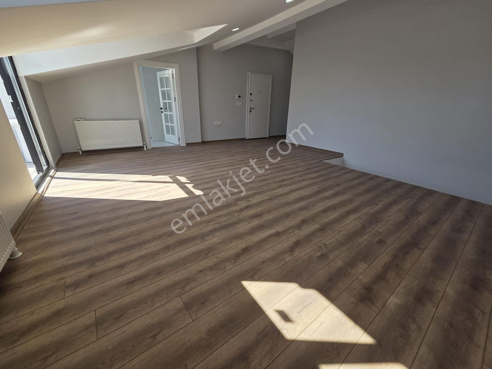 Geniş Aileler İçin 6+2 300 M2 Dubleks - Görsel 11