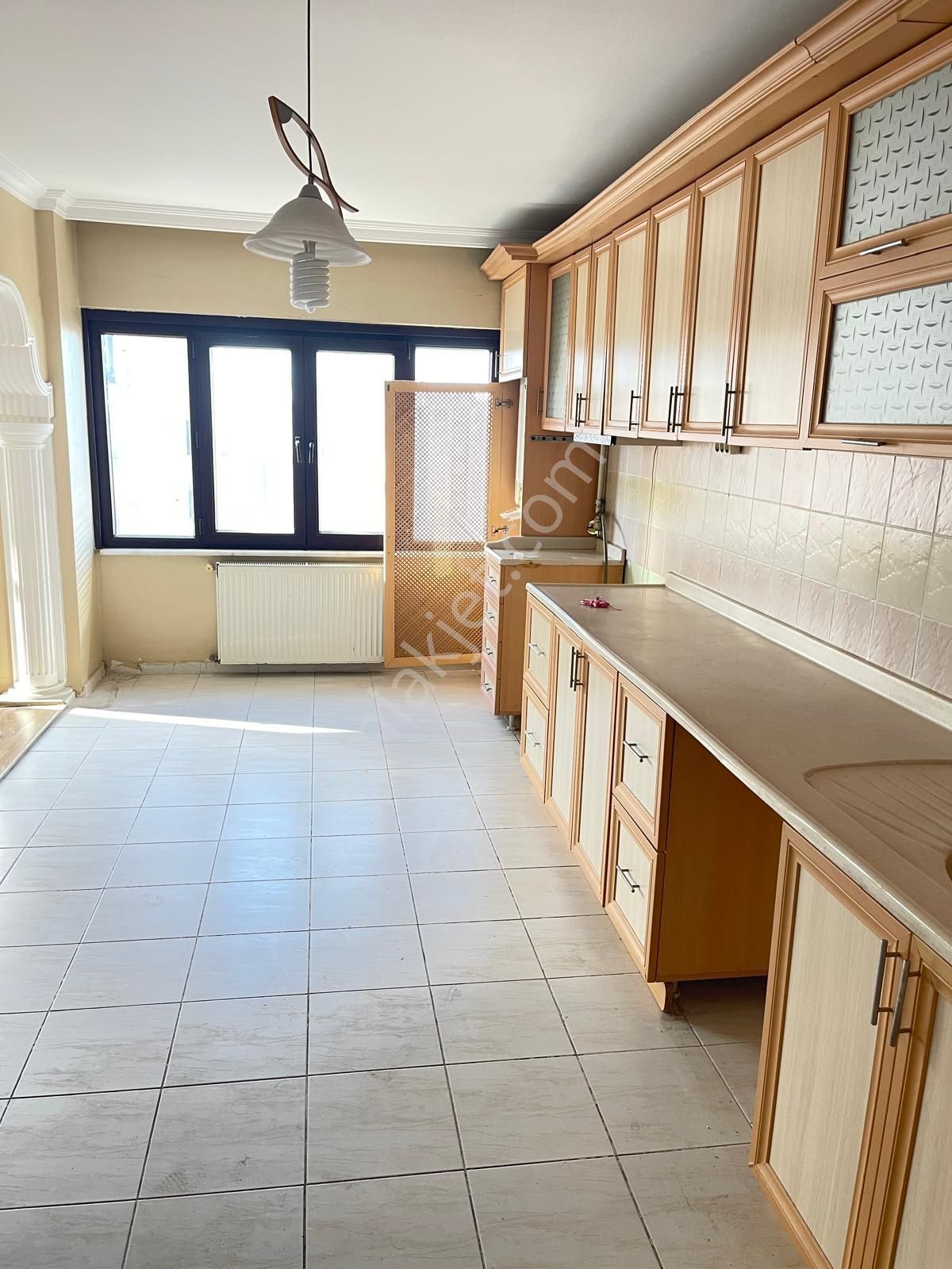 İstanbul Beylikdüzü Koru Apartmanı 3+1 186 M2 Bürüt Kiralık Daire - Görsel 14