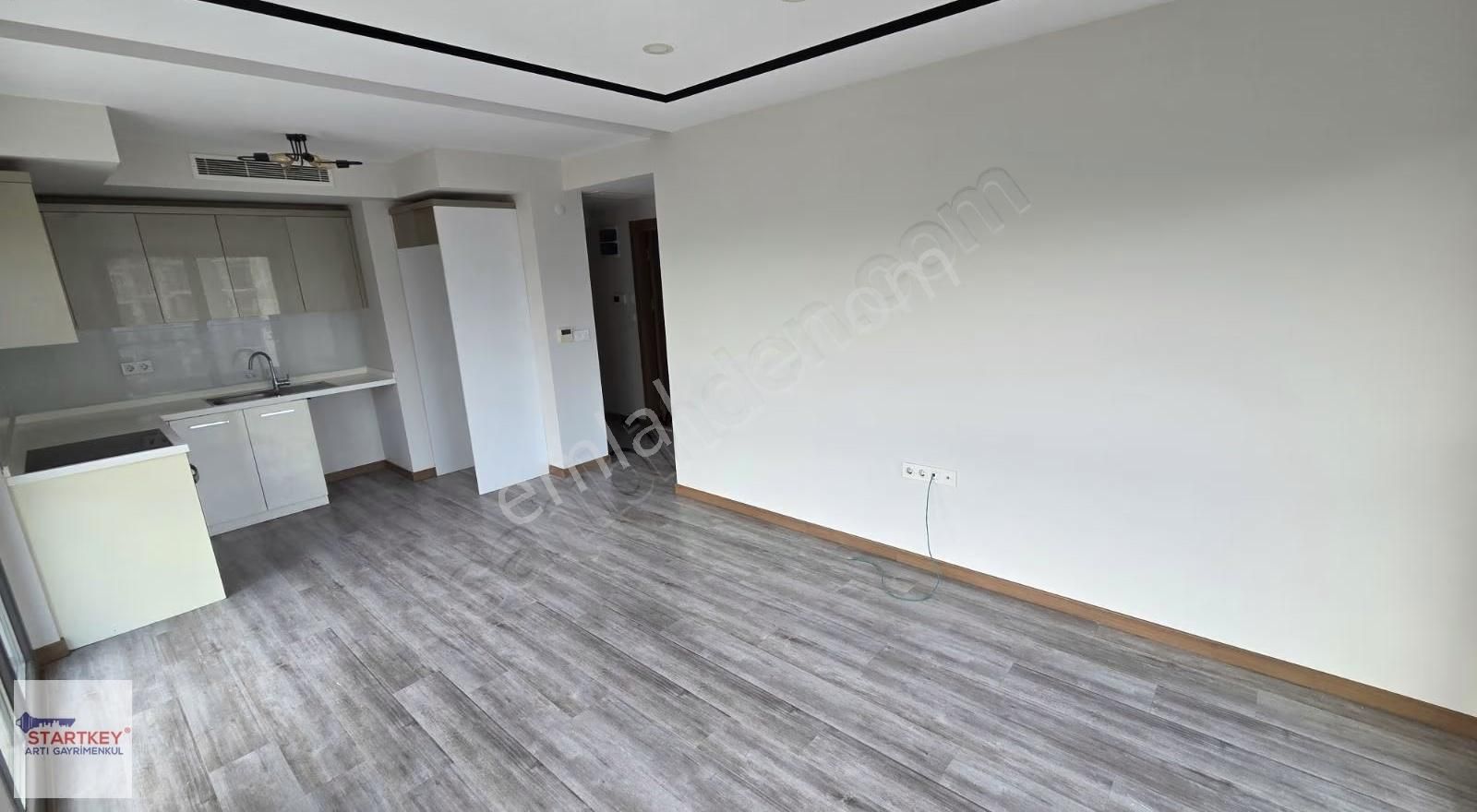 Marka 333 Sitesi, Havuz Cepheli, Satılık 1+1 Daire - Boş Durumda - Görsel 9