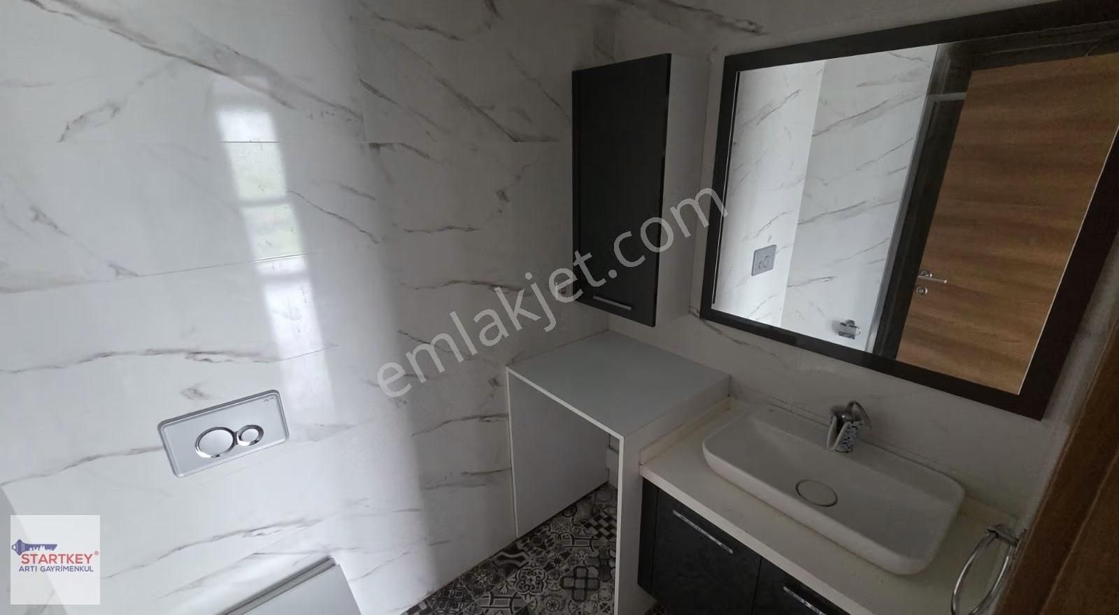 Marka 333 Sitesi, Havuz Cepheli, Satılık 1+1 Daire - Boş Durumda - Görsel 14