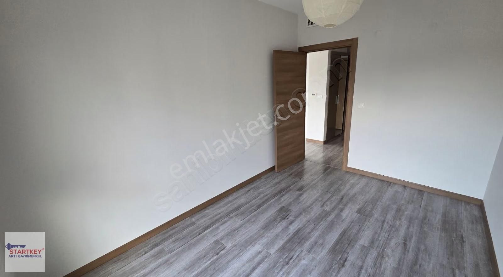 Marka 333 Sitesi, Havuz Cepheli, Satılık 1+1 Daire - Boş Durumda - Görsel 23