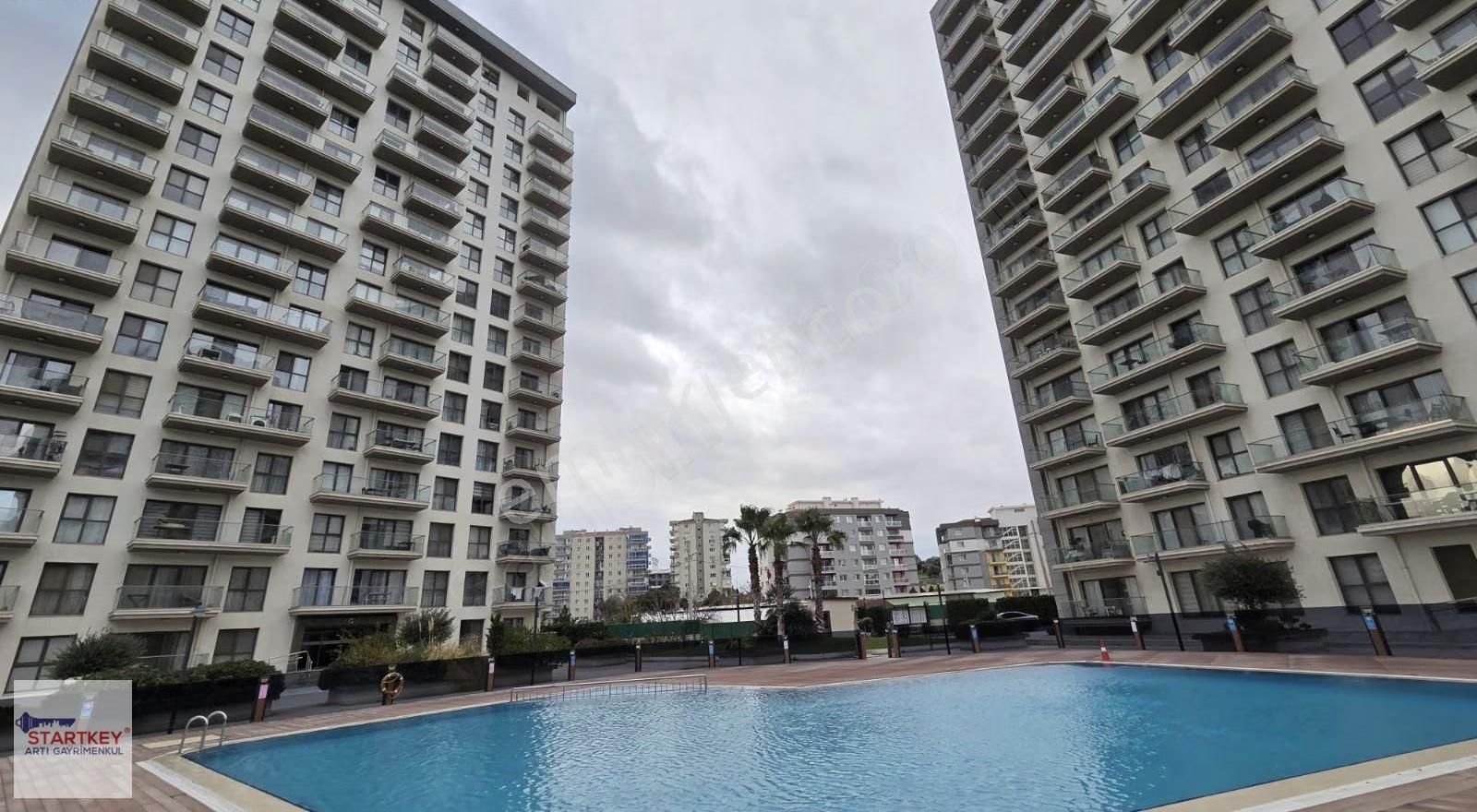 Marka 333 Sitesi, Havuz Cepheli, Satılık 1+1 Daire - Boş Durumda