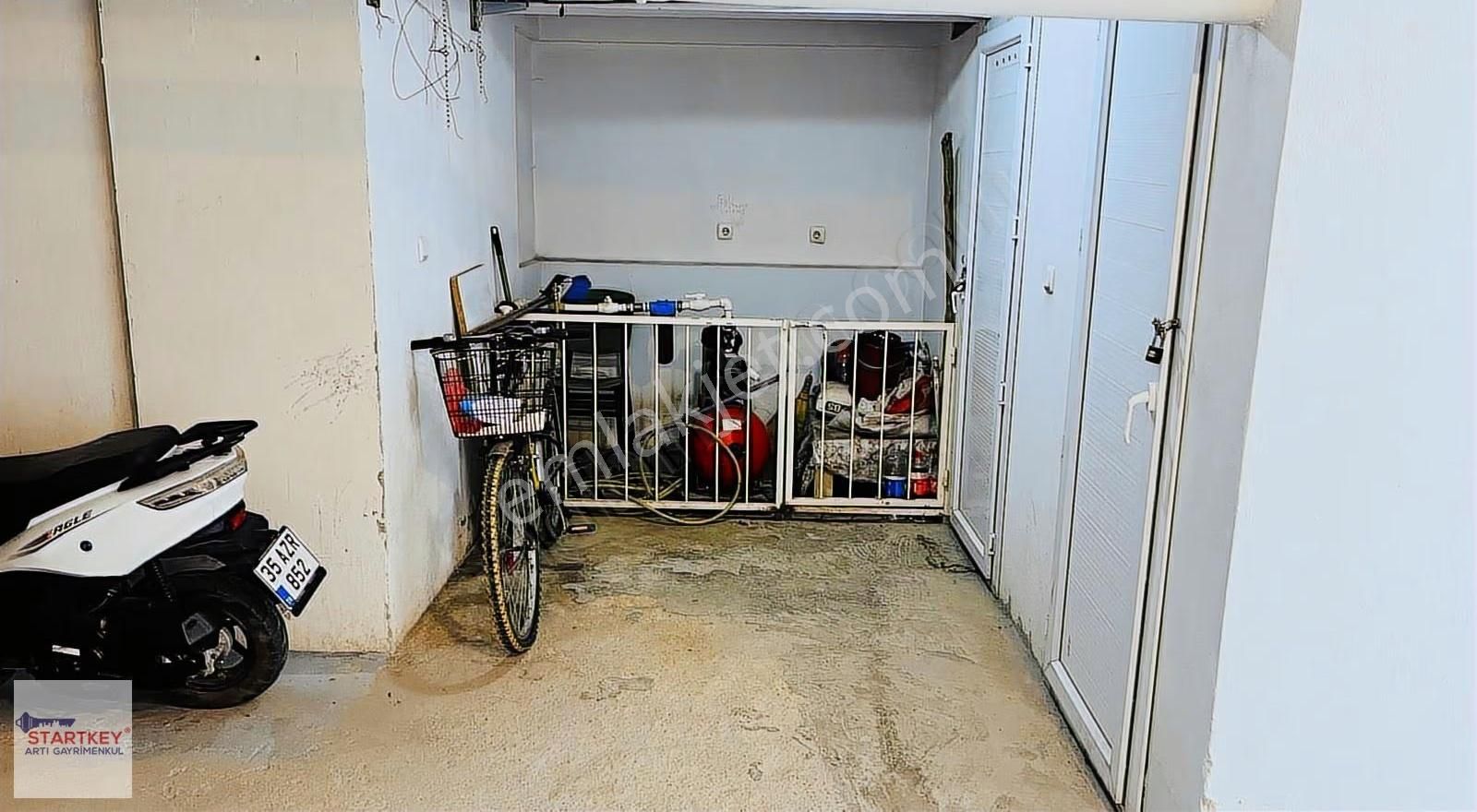 Karşıyaka Nergiz'de Bakımlı Merkezi Konumda 3+1 125 M2 Kiralık Daire - Görsel 31