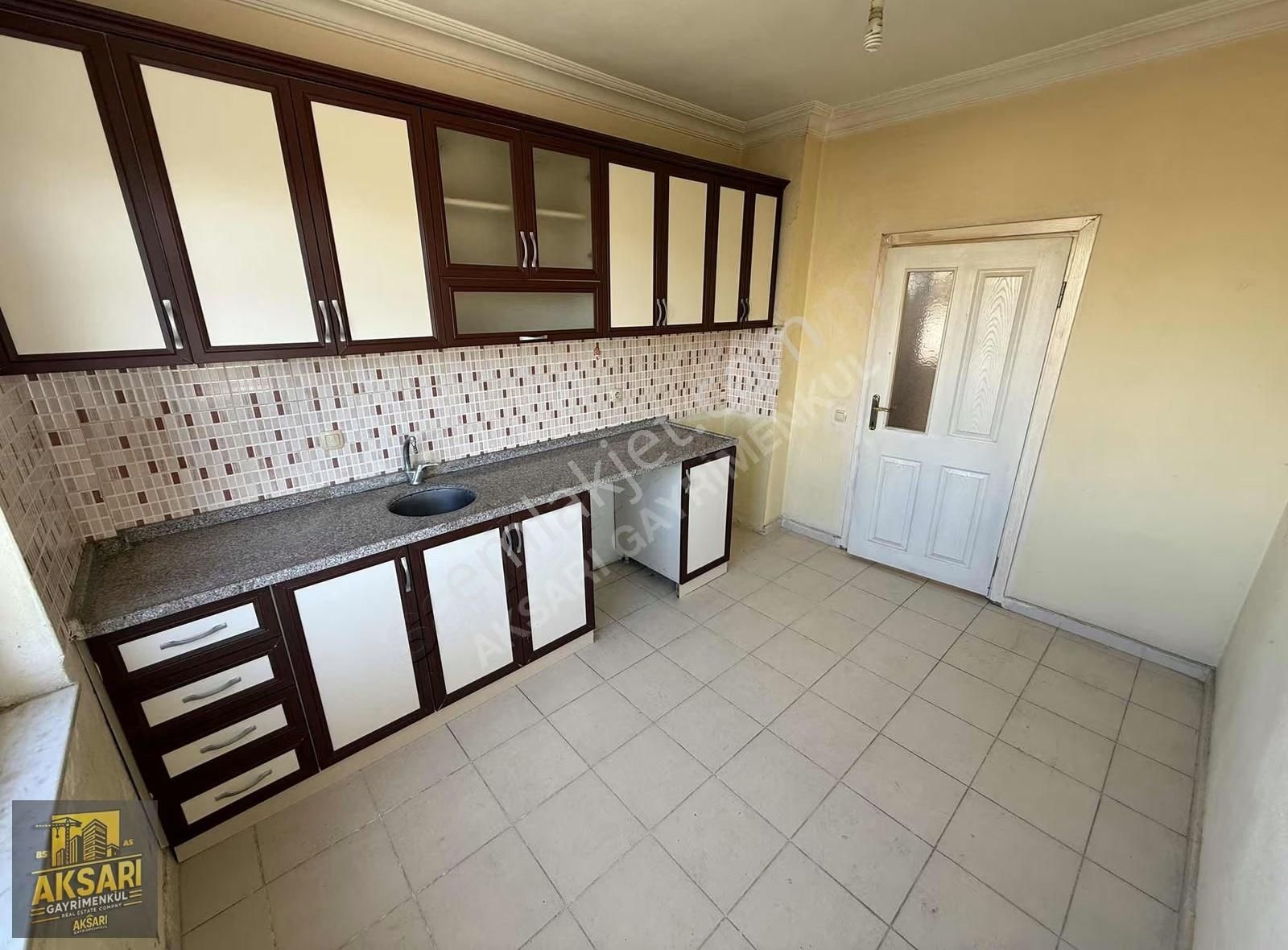 Ayanoğlun'da Çok Geniş Asansörsüz 3+1 Satılık Daire - Görsel 17