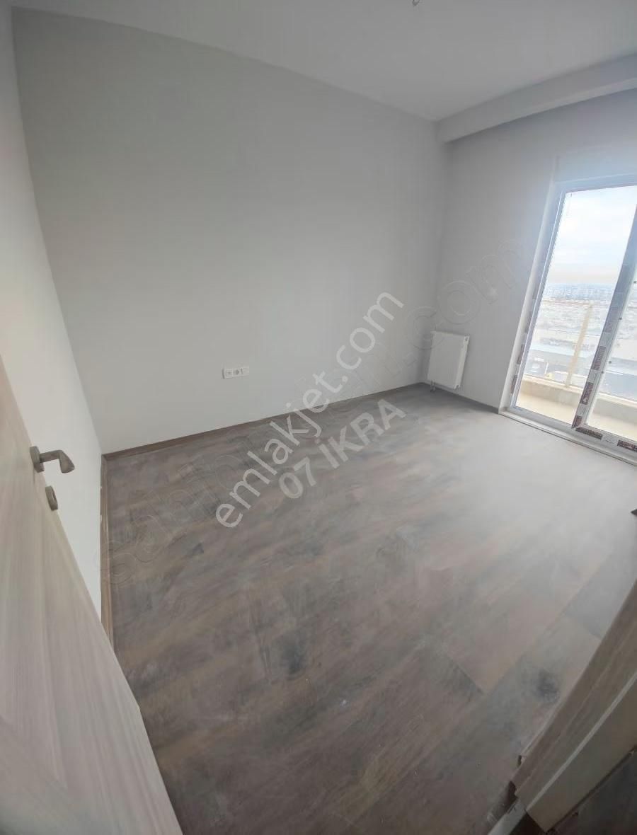 Gunes Evleri 1+1 Ara Katta Asansorlu Dogalgazli - Görsel 5