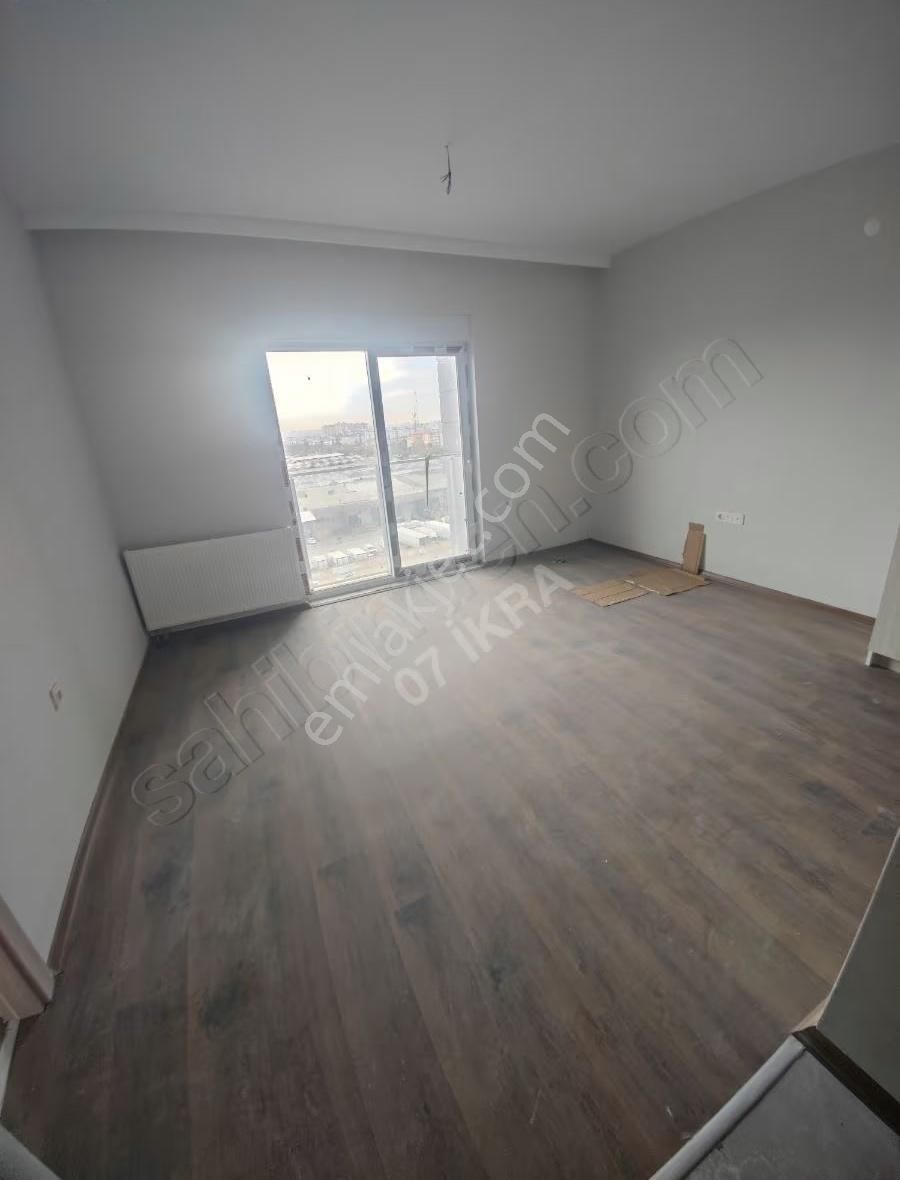 Gunes Evleri 1+1 Ara Katta Asansorlu Dogalgazli - Görsel 3