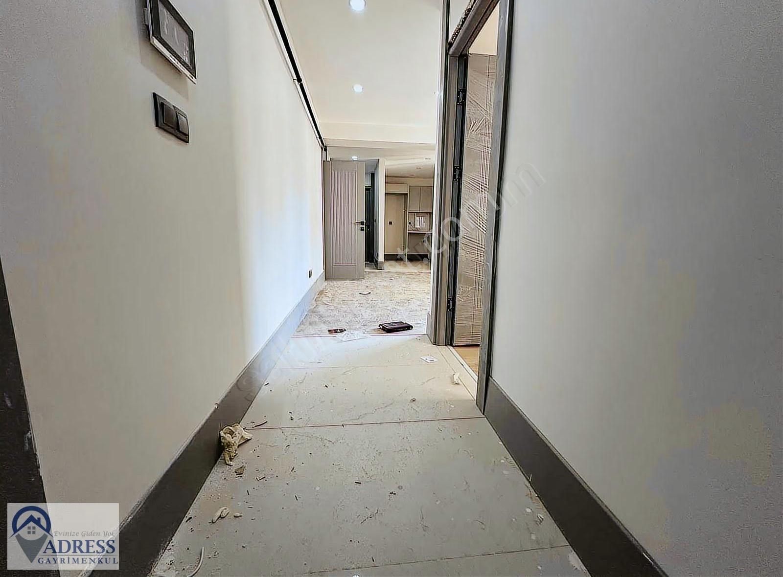 Adress Gayrimenkul Den Çekmeköy'de İki Bloklu Site İçinde 2+1 - Görsel 21