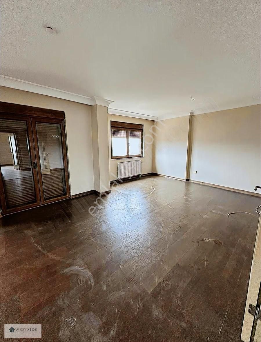 Bahçeşehir Spradon Evler Sitesi Kupon Teraslı 4+1 Dublex Satılık - Görsel 2