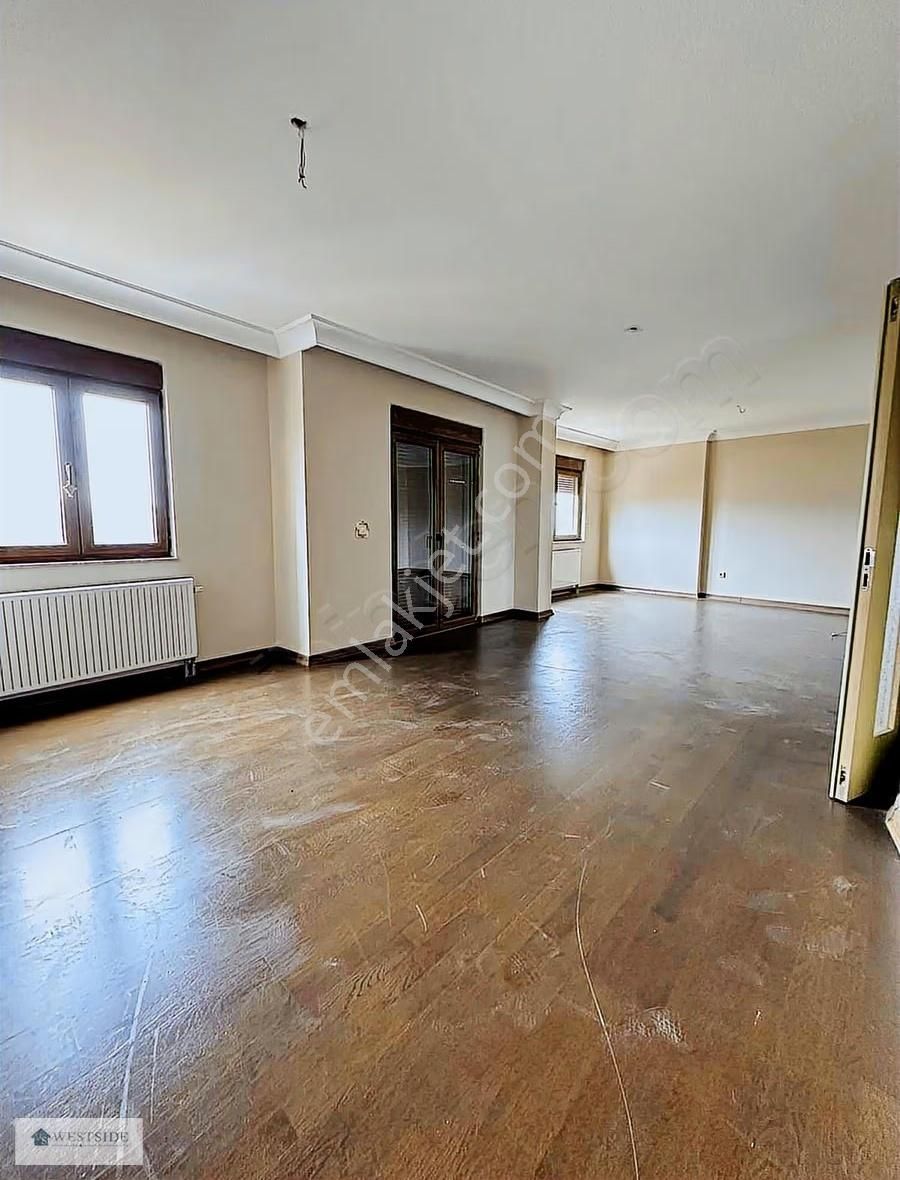 Bahçeşehir Spradon Evler Sitesi Kupon Teraslı 4+1 Dublex Satılık