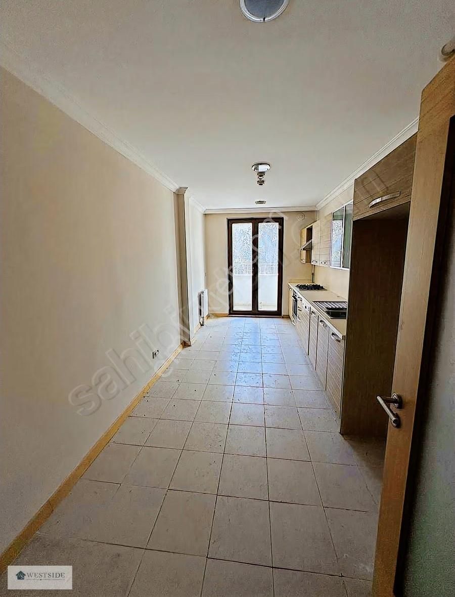 Bahçeşehir Spradon Kuleler 4+1 Havuz Cephe Boş Satılık - Görsel 9