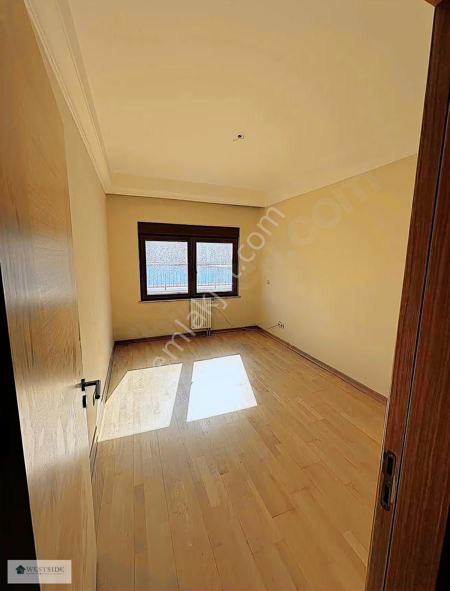 Bahçeşehir Spradon Kuleler 4+1 Havuz Cephe Boş Satılık - Görsel 2