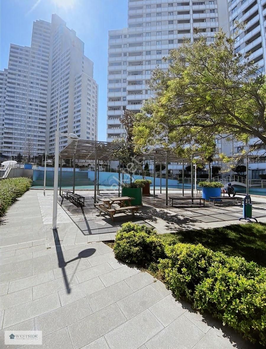 Bahçeşehir Spradon Vadi 2+1 Kapalı Mutfak Boş Satılık - Görsel 2