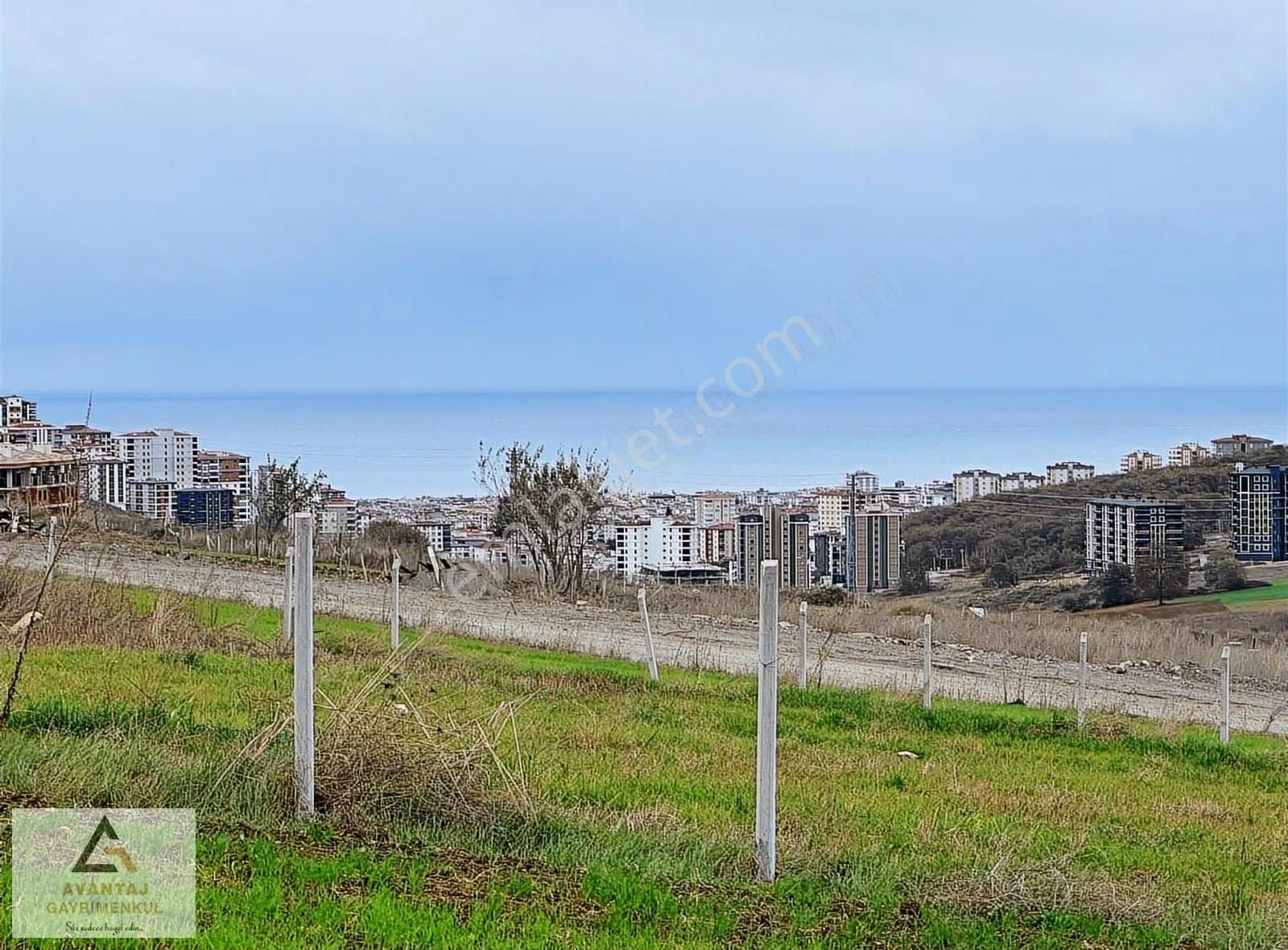 Avantaj Gayrimenkul'den Atakum Kamalı Satılık Arsa