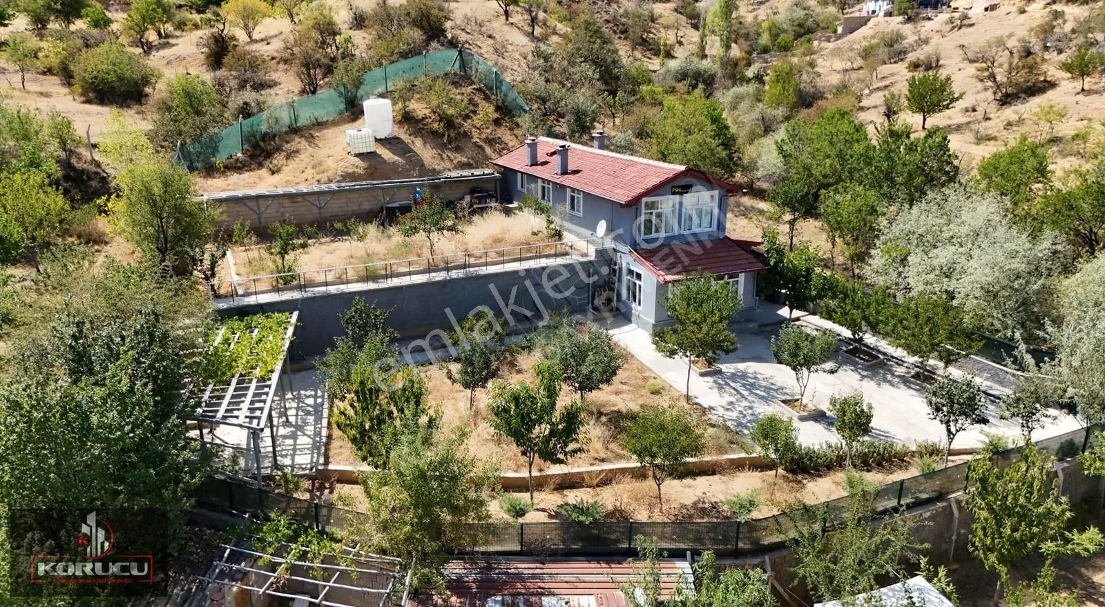 Tatköy Mah. Müstakil 743m2 Alanlı 2+1 Bahçeli Ev - Görsel 2