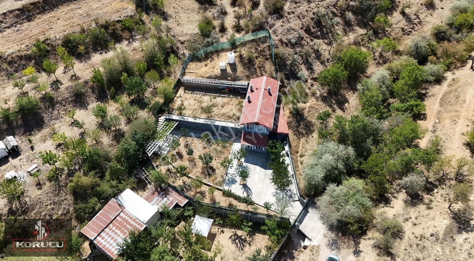 Tatköy Mah. Müstakil 743m2 Alanlı 2+1 Bahçeli Ev - Görsel 9