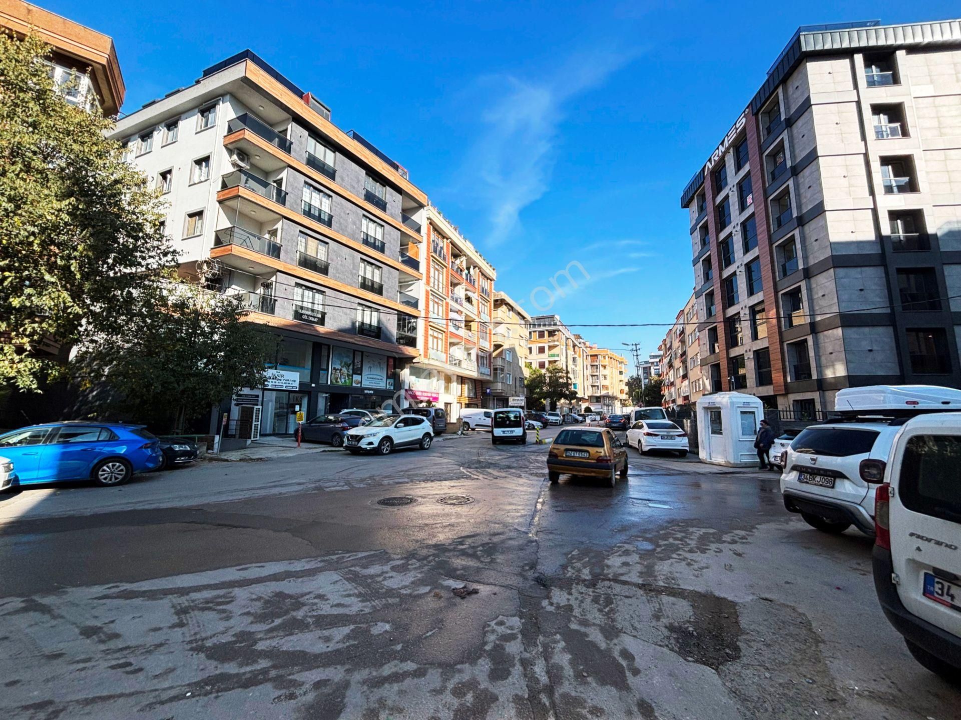 Pendik Sahil Peninda Park '0' 2.kat 2 Banyolu 141m2 Kiralık 3+1 - Görsel 31