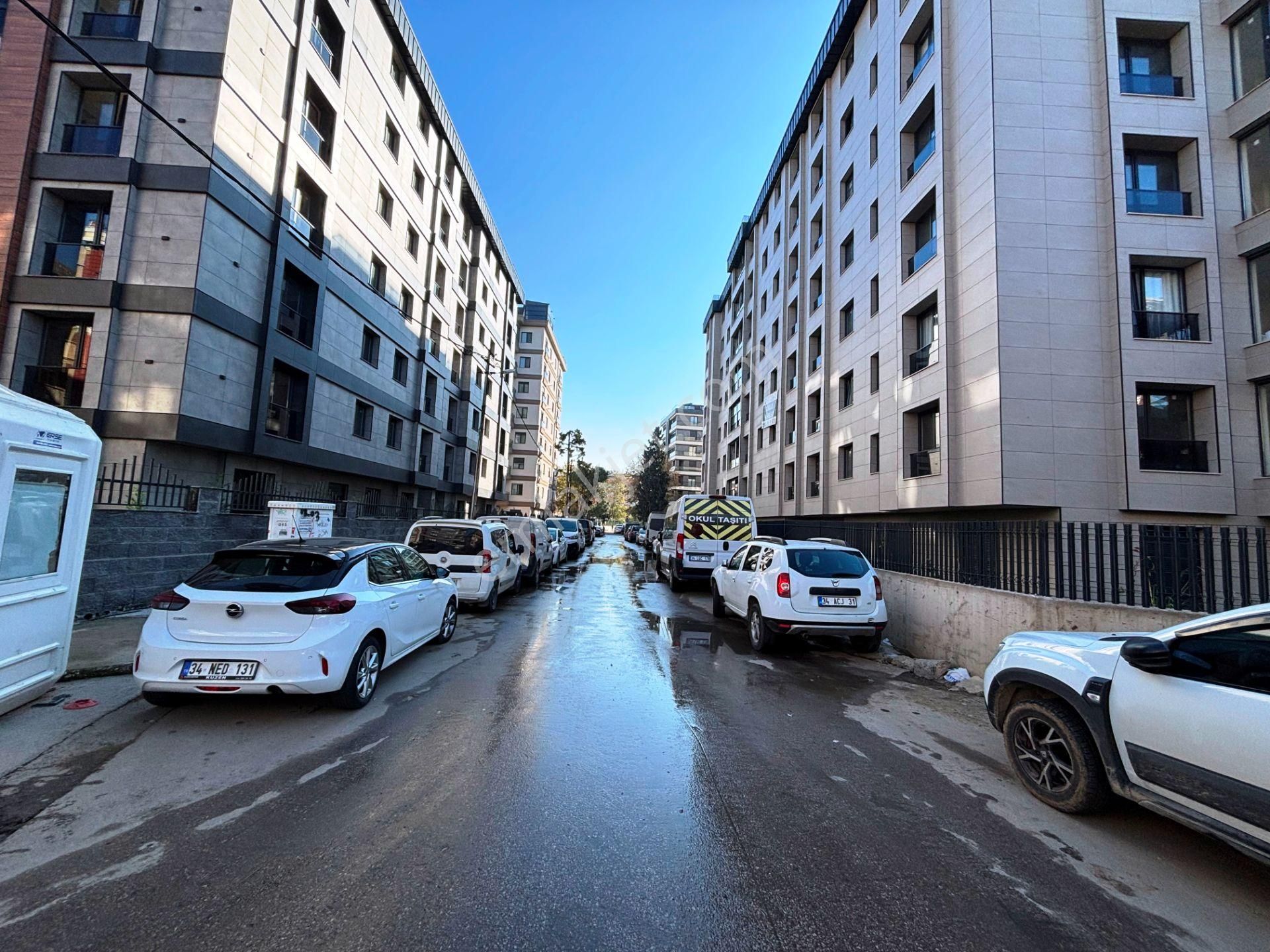 Pendik Sahil Peninda Park '0' 2.kat 2 Banyolu 141m2 Kiralık 3+1 - Görsel 32