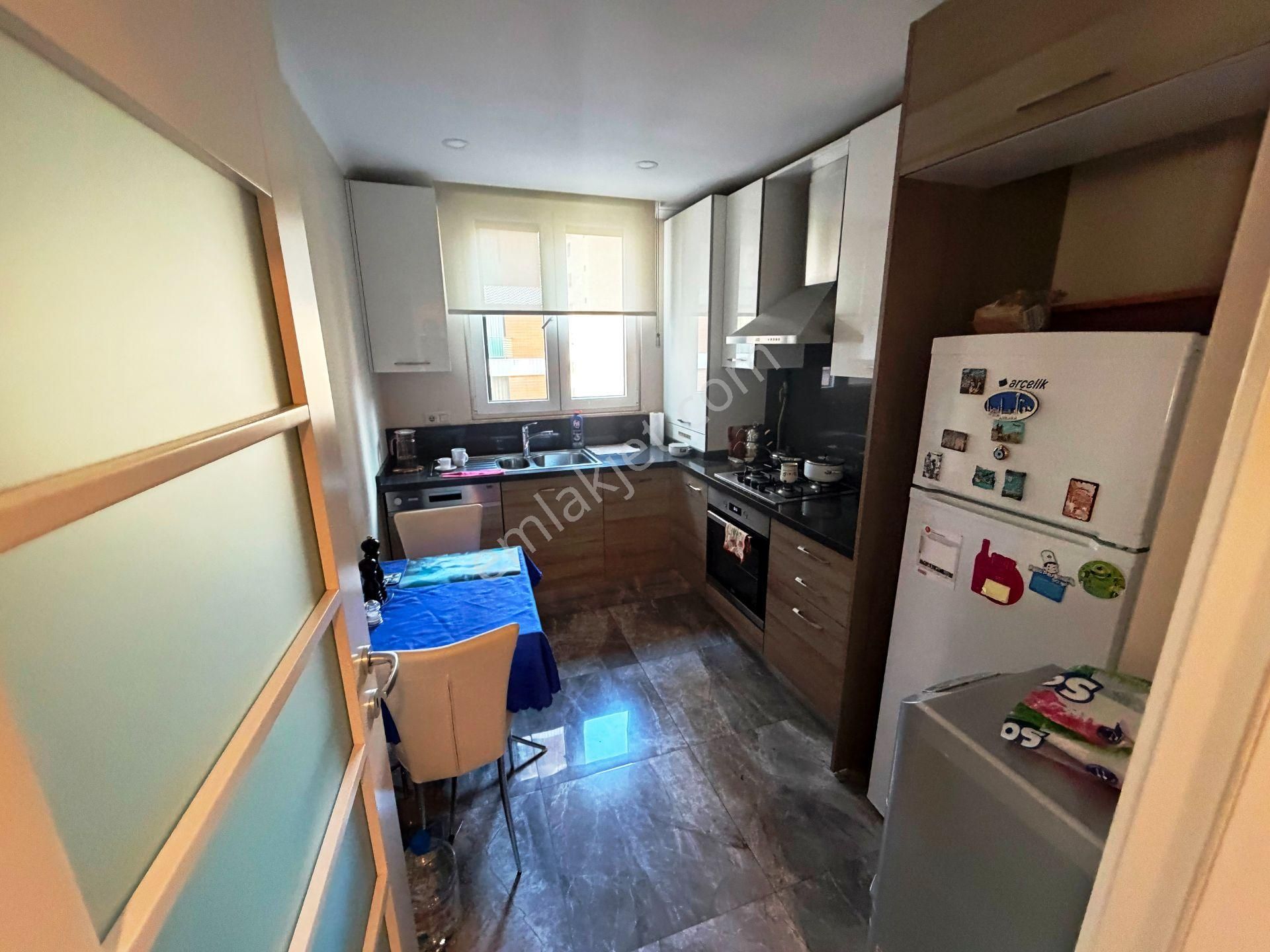 Caddebostan Park Konutları 6.kat Mobilyalı 100m2 Kiralık 2+1 - Görsel 22