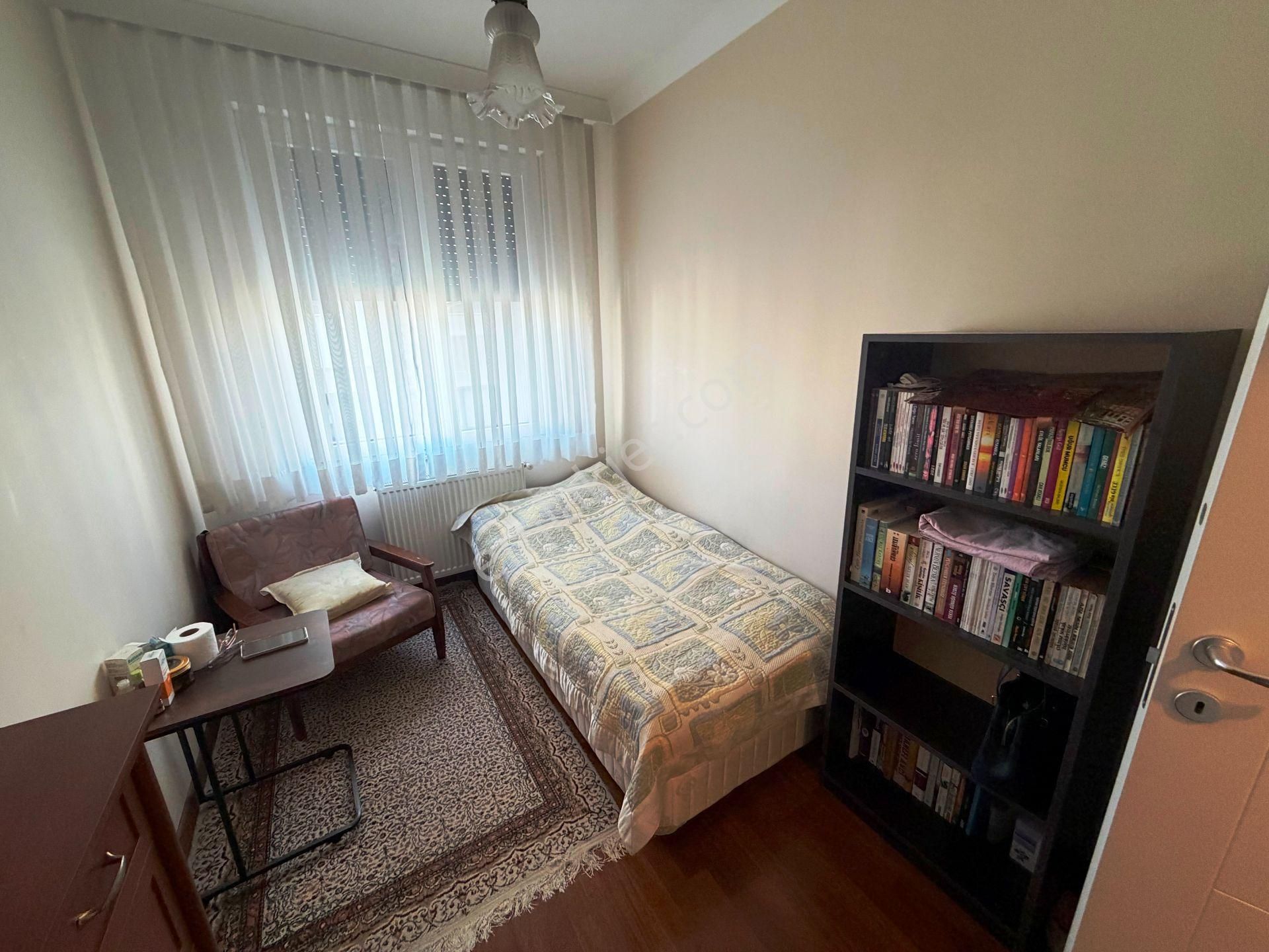 Caddebostan Park Konutları 6.kat Mobilyalı 100m2 Kiralık 2+1 - Görsel 10