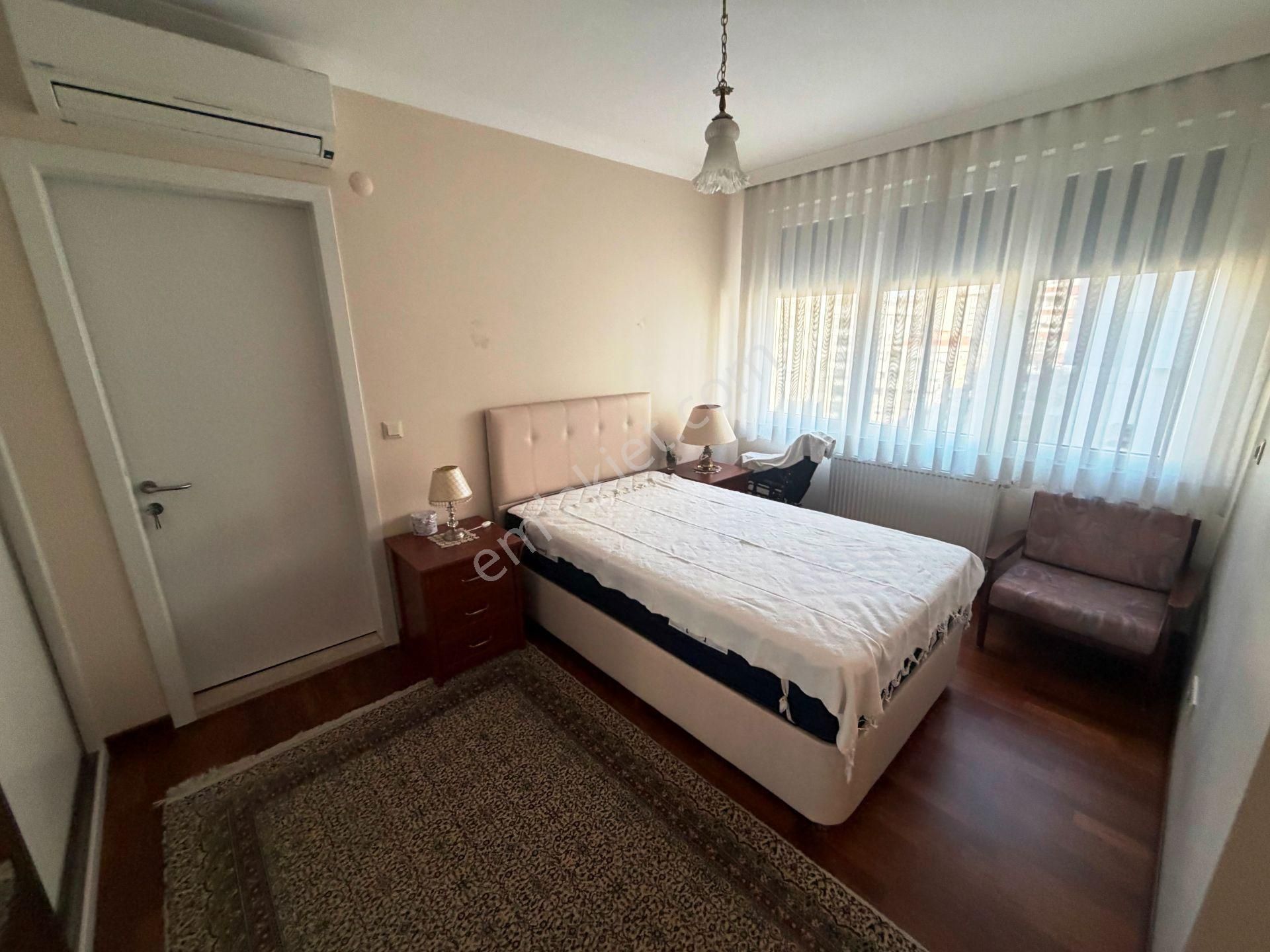 Caddebostan Park Konutları 6.kat Mobilyalı 100m2 Kiralık 2+1 - Görsel 5