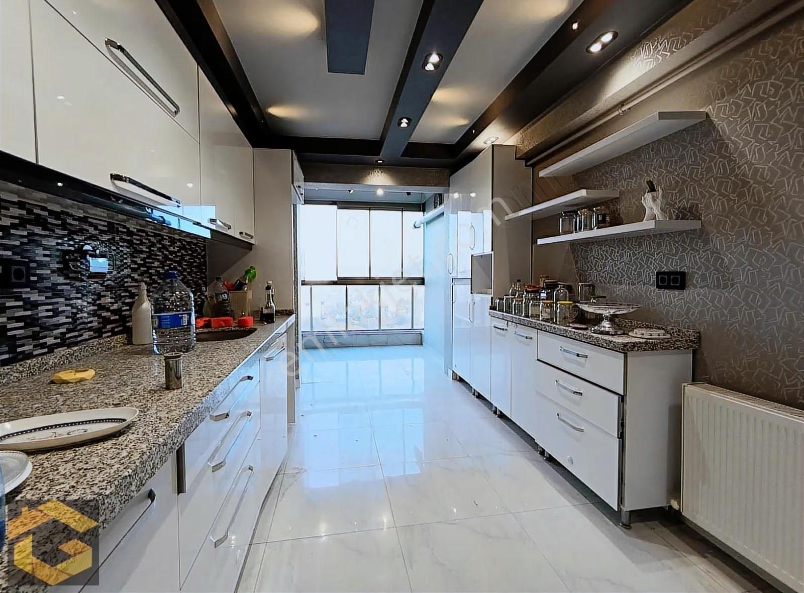 Yıldıztepe Mahallesi Lüks Yapılı Ara Kat Satılık 3+1 Daire - Görsel 19