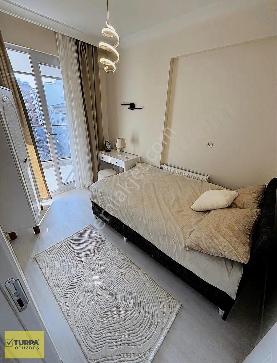 Turpa Otuzbeş'ten Site İçinde | Havuzlu | Eşyalı 1+1 Daire - Görsel 16