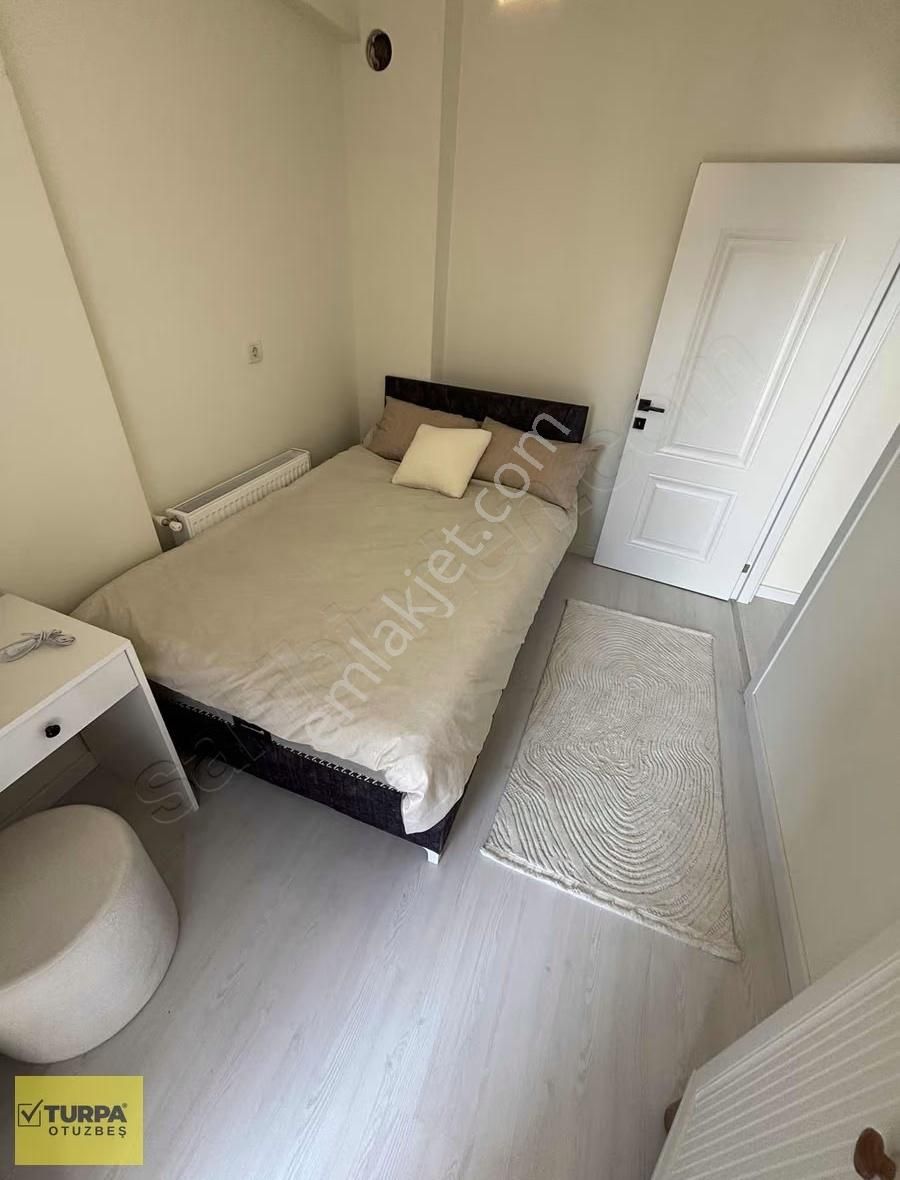 Turpa Otuzbeş'ten Site İçinde | Havuzlu | Eşyalı 1+1 Daire - Görsel 2