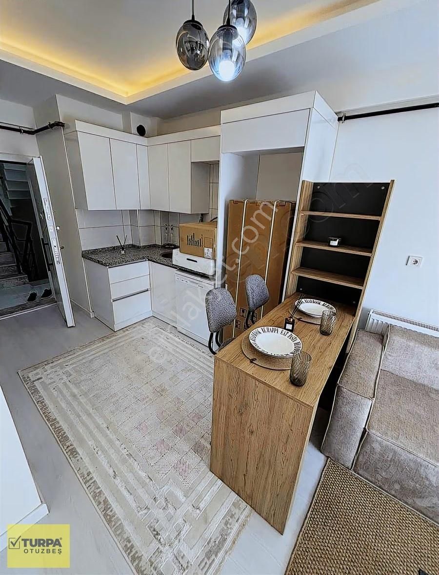 Turpa Otuzbeş'ten Site İçinde | Havuzlu | Eşyalı 1+1 Daire - Görsel 9