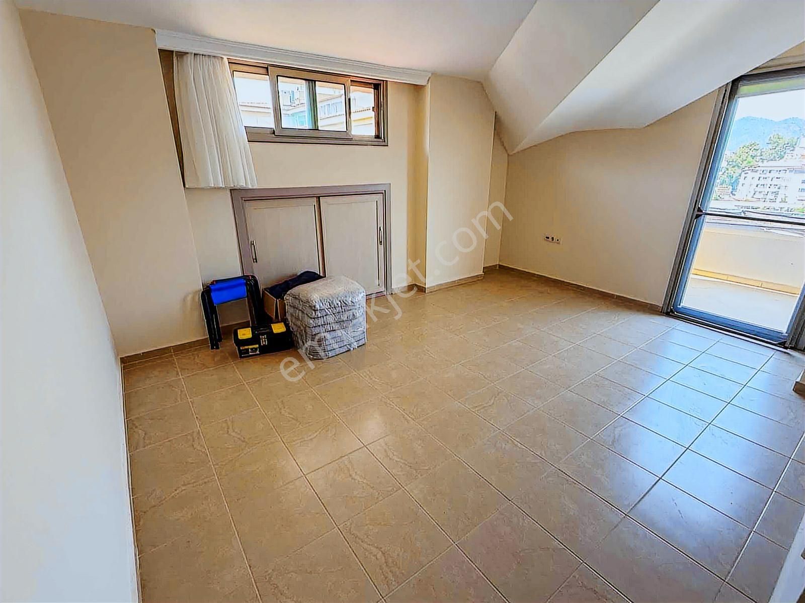 Cb Marina'dan Fırsat Deniz Manzaralı Satılık 4+1 Dublex Daire - Görsel 20