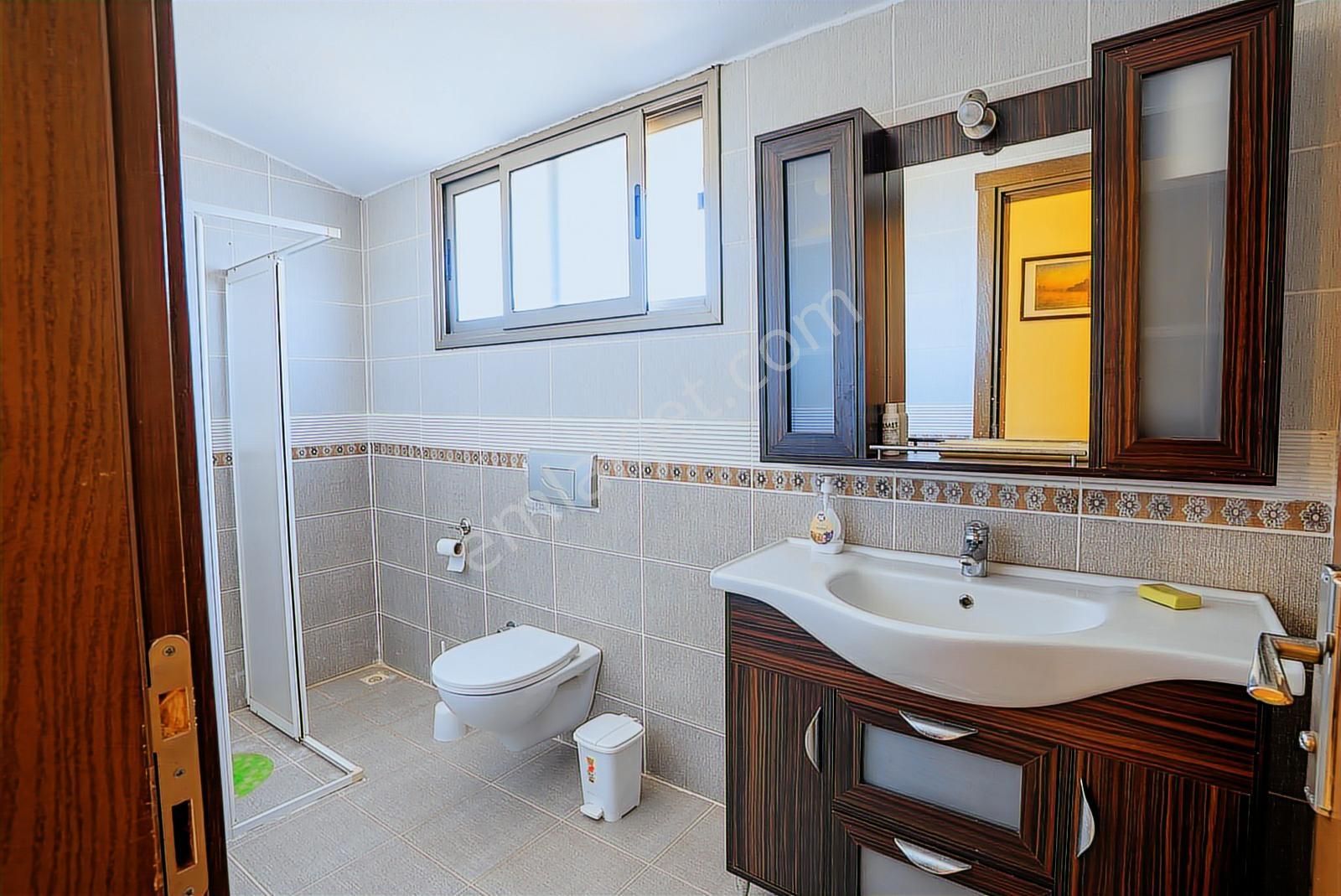 Cb Marina'dan Fırsat Deniz Manzaralı Satılık 4+1 Dublex Daire - Görsel 18