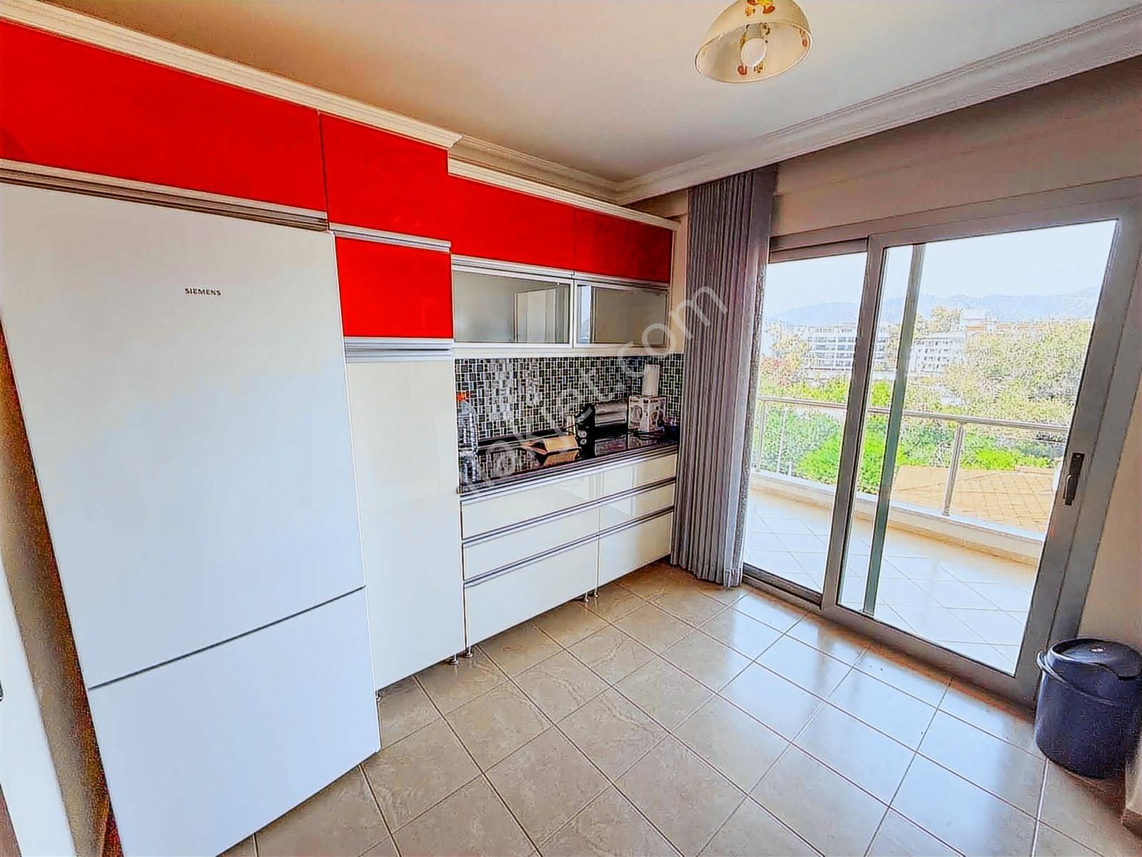 Cb Marina'dan Fırsat Deniz Manzaralı Satılık 4+1 Dublex Daire - Görsel 9