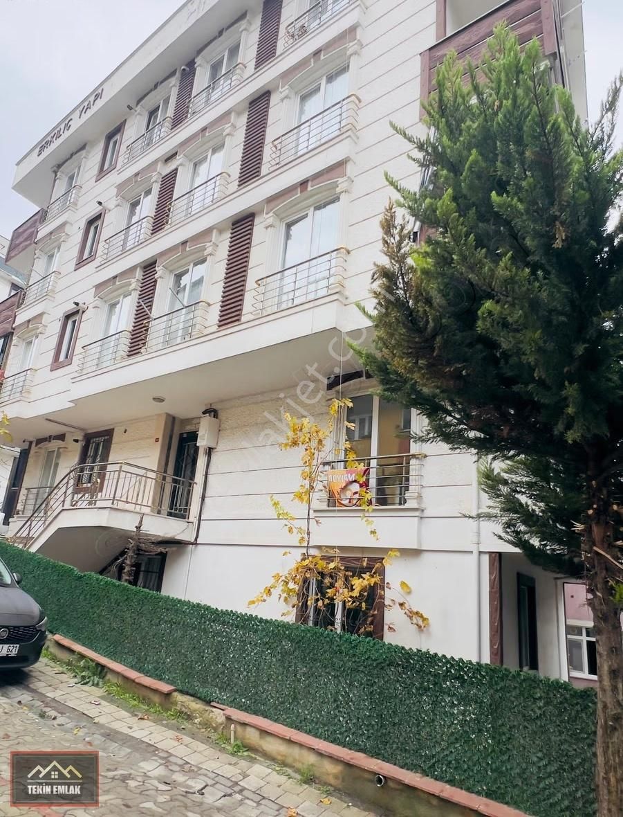 İstanbul Sancaktepe Yunusemre Mah Kiralık 2+1 Ters Dublex 140 M2
