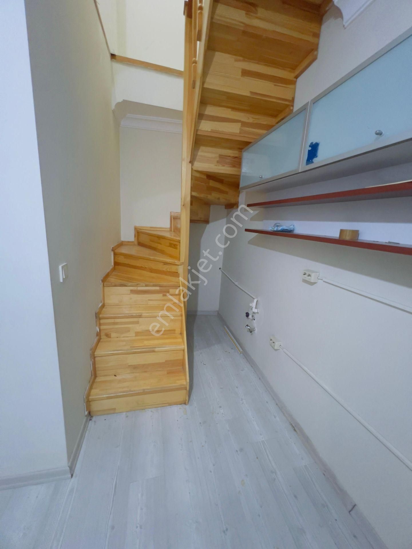 İstanbul Sancaktepe Yunusemre Mah Kiralık 2+1 Ters Dublex 140 M2 - Görsel 32