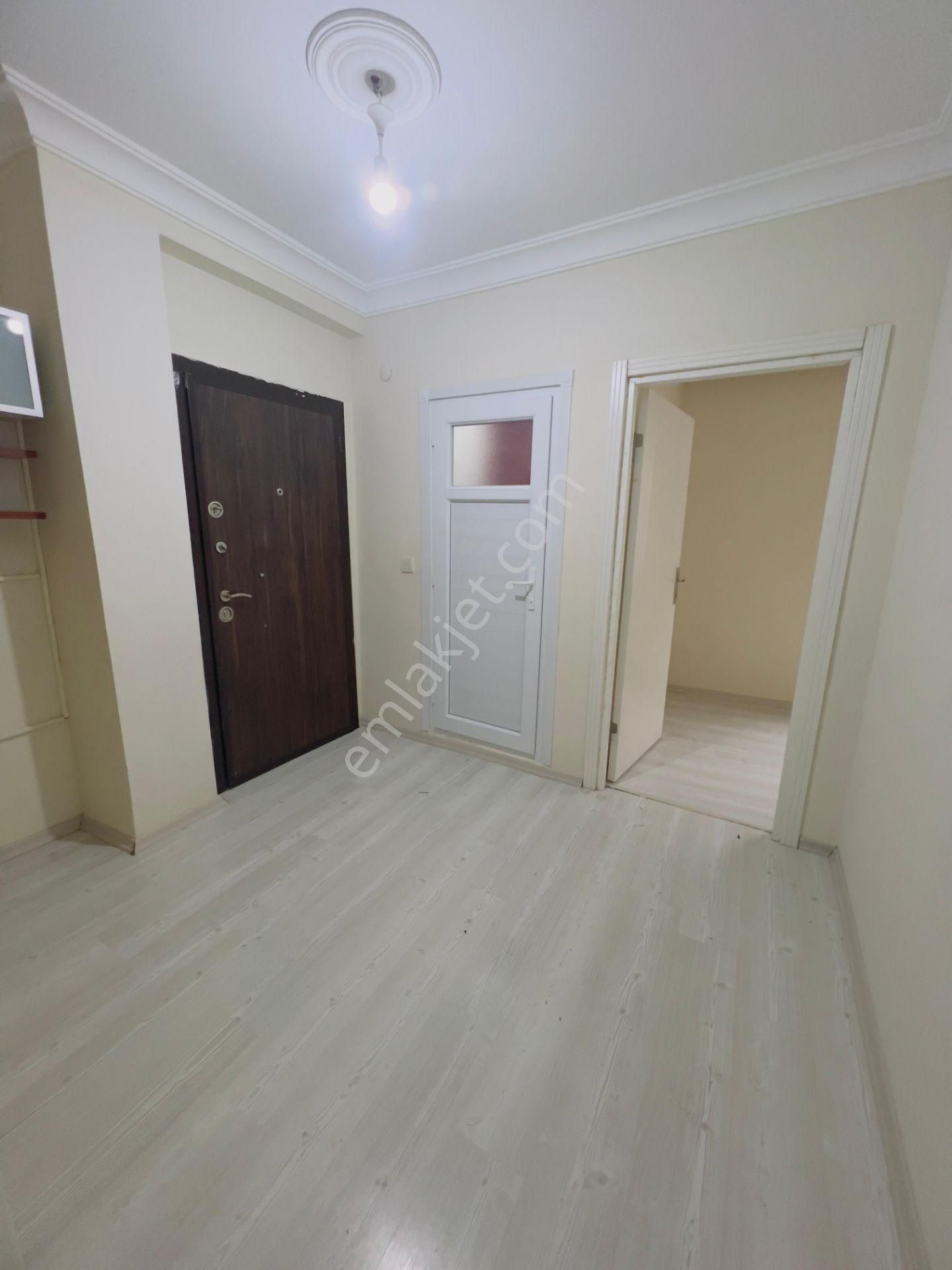 İstanbul Sancaktepe Yunusemre Mah Kiralık 2+1 Ters Dublex 140 M2 - Görsel 3