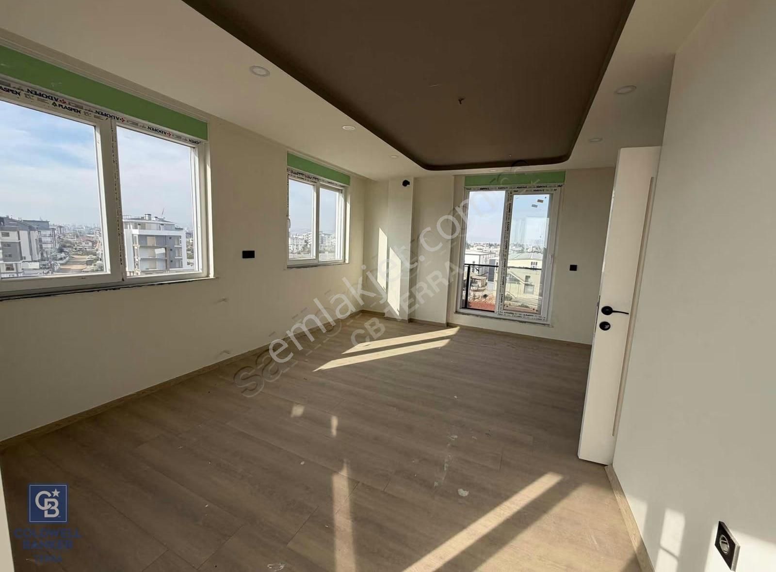 Altınova'da Havuzlu 2+1 Kiralık Daire Ayrı Mutfak - Görsel 20