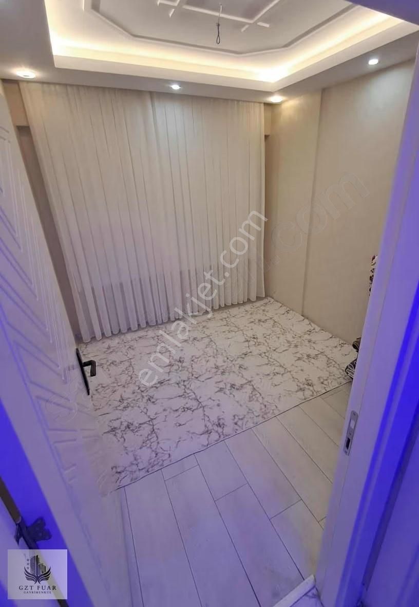 Beykent Pazar Yeri Yani Setlık Daire