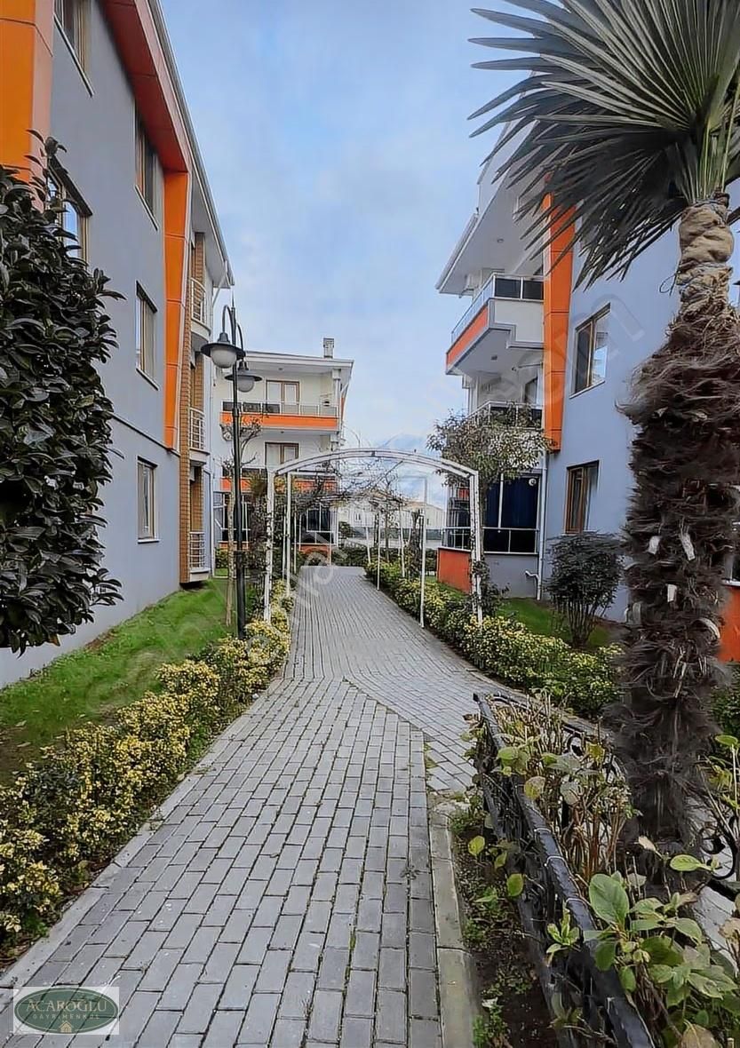 Karasu Yalı Mah. Sahile Yürüme Mesafede Havuzlu Sitede 2+1 - Görsel 13