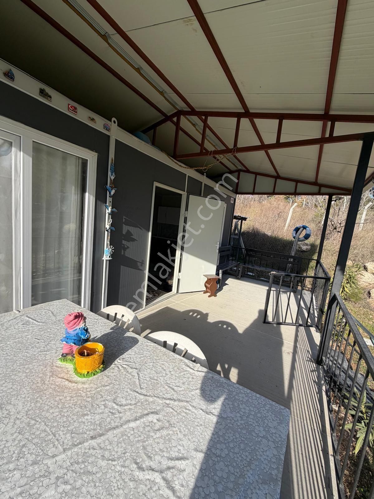 İzmir Bornova Yakaköyde Konteynerli Satılık Bahçe - Görsel 26