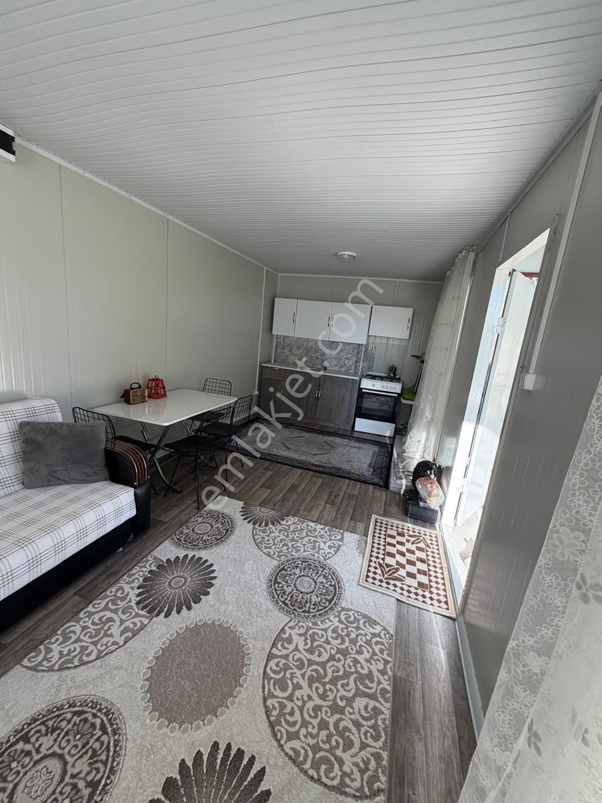 İzmir Bornova Yakaköyde Konteynerli Satılık Bahçe - Görsel 21