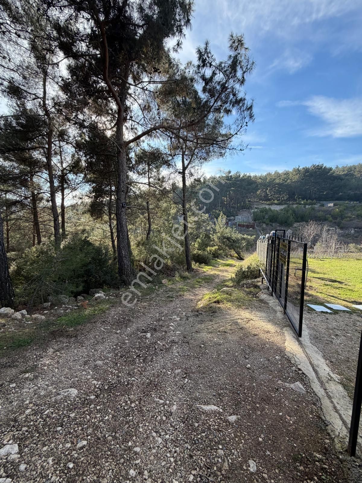 İzmir Bornova Yakaköyde Konteynerli Satılık Bahçe - Görsel 14