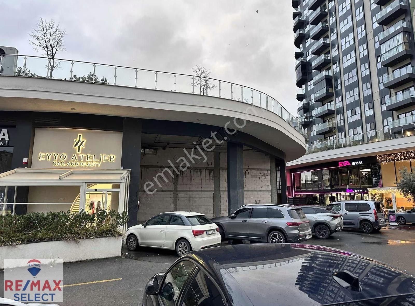 Sevcan Remax Nef Bahçelievler İskanlı Bacalı Dekorasyonlu Ticari - Görsel 5