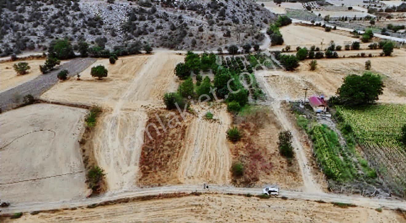 Yoldaş Emlaktan Bilecikte 1208 M2 Tarla - Görsel 2