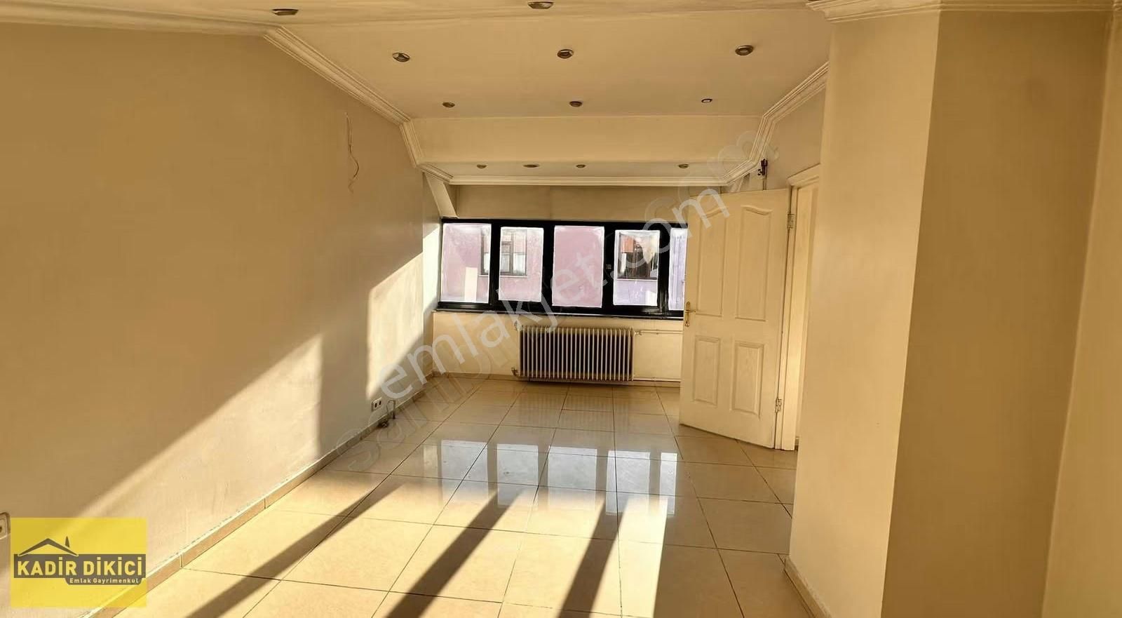 Kadir Dikici'den Adalhan İş Merkezinde Kiralık Dubleks Ofis