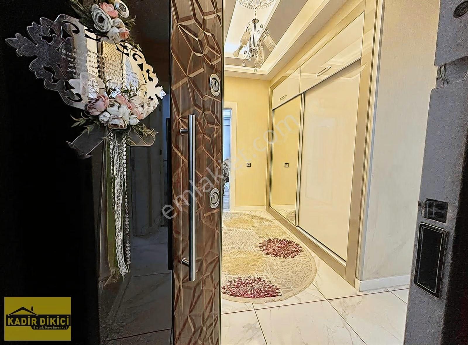 Kadir Dikici'den Saray Caddesinde Teraslı Satılık Lüks 4+1 Daire - Görsel 23
