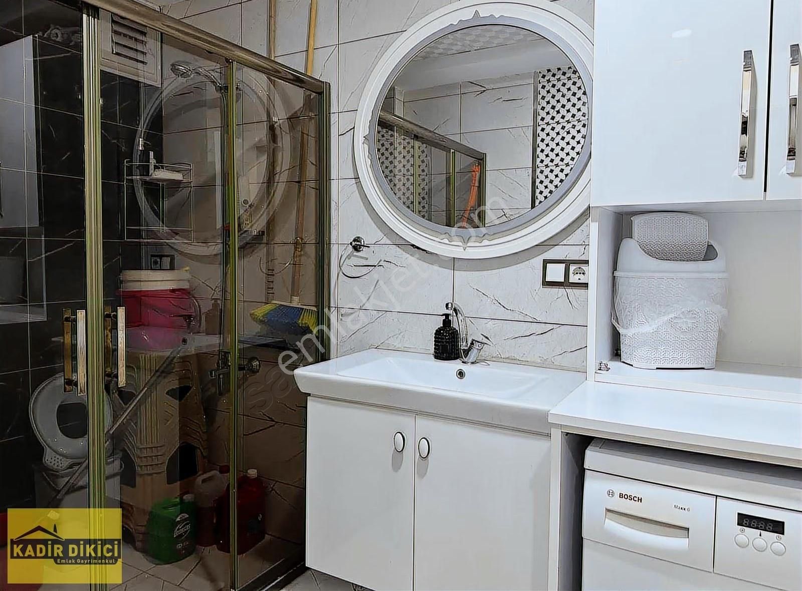 Kadir Dikici'den Saray Caddesinde Teraslı Satılık Lüks 4+1 Daire - Görsel 29