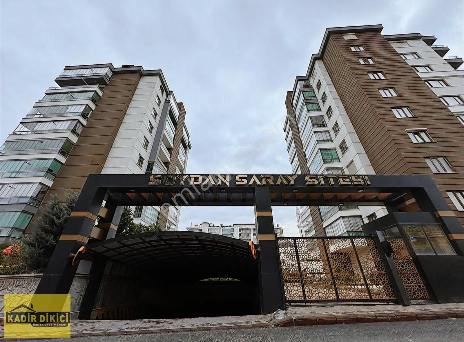 Kadir Dikici'den Saray Caddesinde Teraslı Satılık Lüks 4+1 Daire - Görsel 2